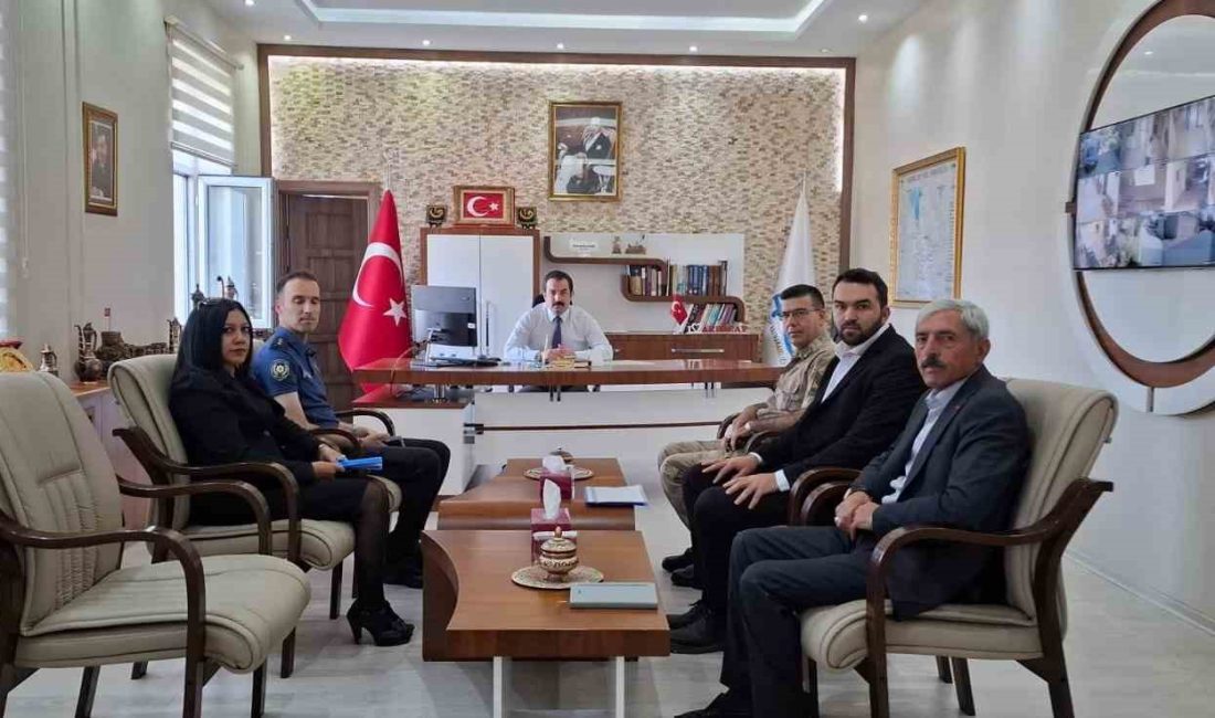 ARPAÇAY’DA EĞİTİM ÖĞRETİM YILI HAZIRLIK ÇALIŞMALARI TOPLANTISI YAPILDI(KARS-İHA)