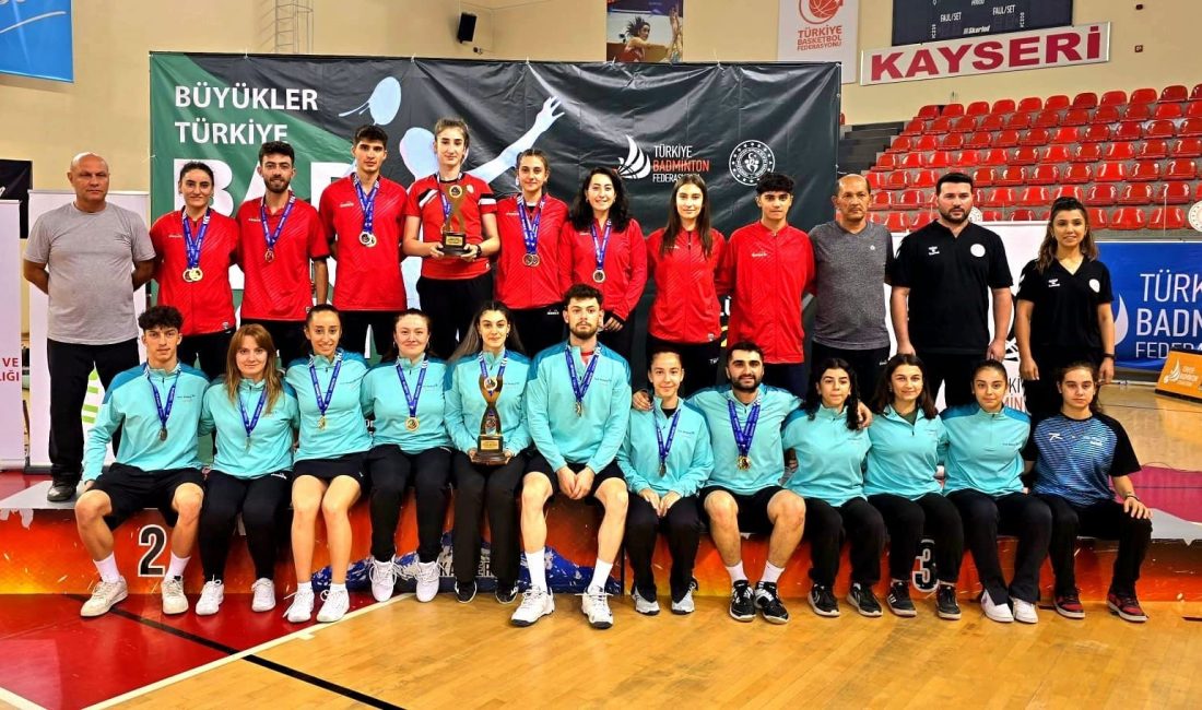 KAYSERİ’DE YAPILAN BÜYÜKLER BADMİNTON TÜRKİYE ŞAMPİYONASINDA ERZİNCANLI SPORCULAR TÜRKİYE ŞAMPİYONU