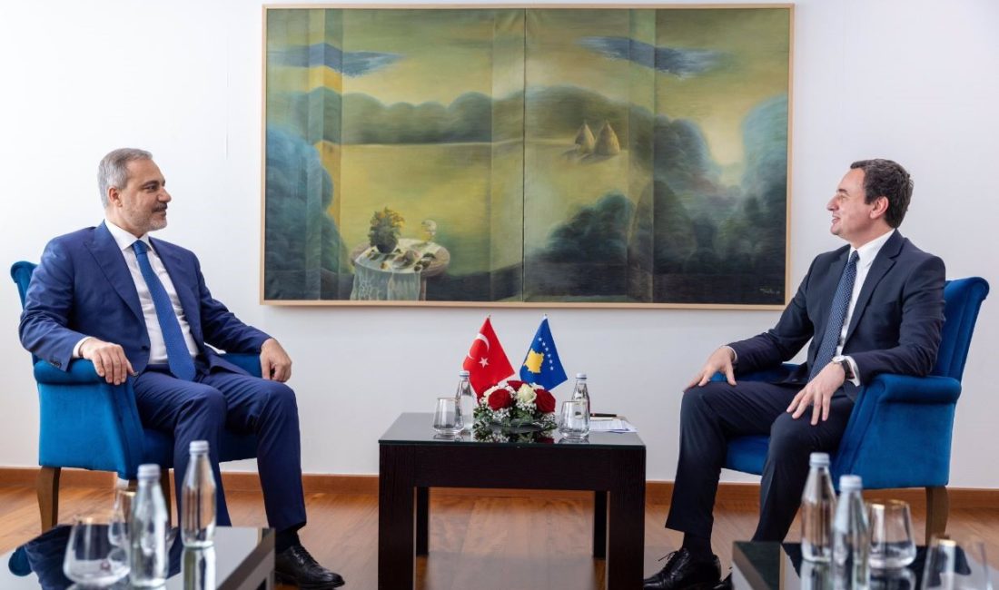 DIŞİŞLERİ BAKANI HAKAN FİDAN, KOSOVA BAŞBAKANI ALBİN KURTİ İLE GÖRÜŞTÜ.