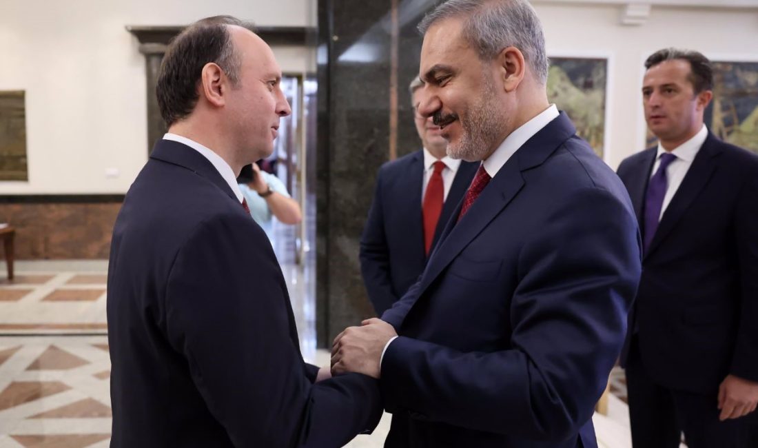 KUZEY MAKEDONYA MECLİS BAŞKANI AFRİM GAŞİ
