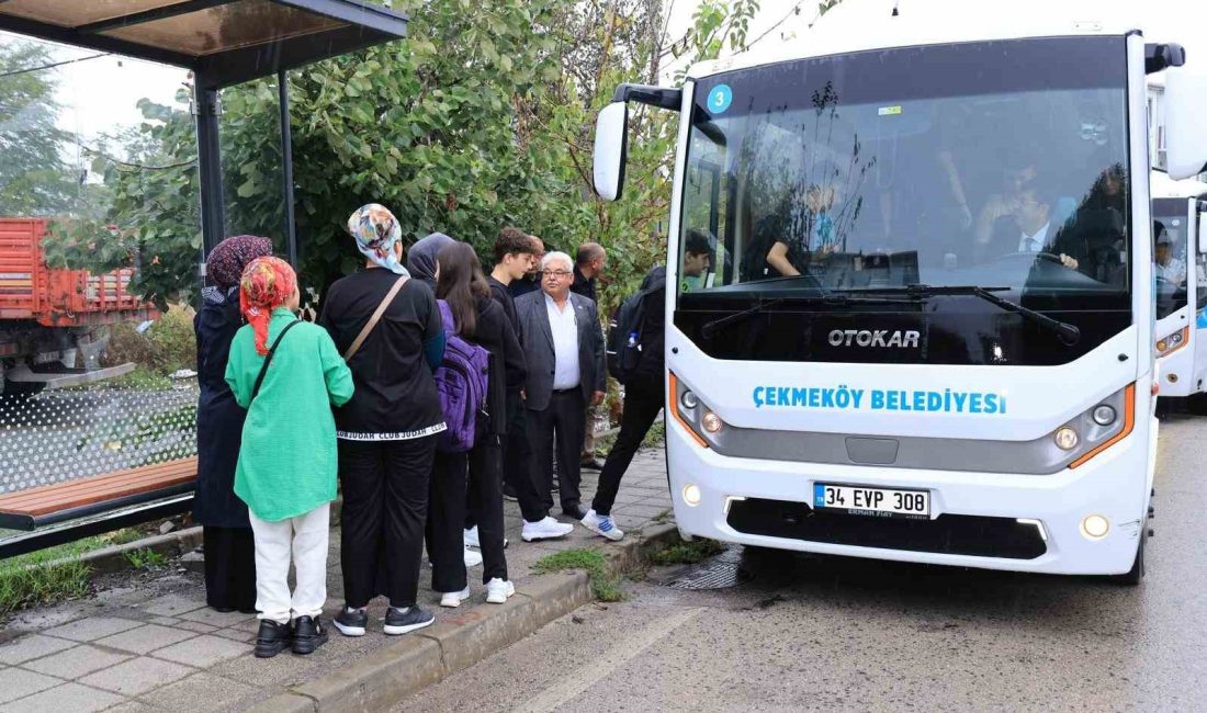 BAŞKAN ÇERKEZ ŞOFÖR KOLTUĞUNA GEÇTİ, ÖĞRENCİLER ŞAŞKINLIĞINI GİZLEYEMEDİ