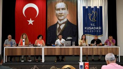 BAŞKAN ÖMER GÜNEL “KUŞADASI’NDA DOKUNMADIĞIMIZ MAHALLE KALMADI” DEDİ.