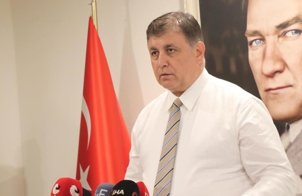 İZMİR BÜYÜKŞEHİR BELEDİYE BAŞKANI DR. CEMİL TUGAY