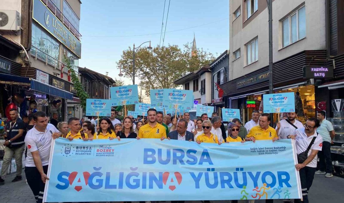 Bursa Büyükşehir Belediyesi, Halk Sağlığı Haftası çerçevesinde yürüyüş düzenledi.