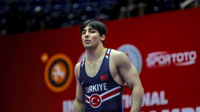 Bursa Büyükşehir Belediyespor Kulübü sporcusu Ahmet Yağan, İspanya’da düzenlenen U20