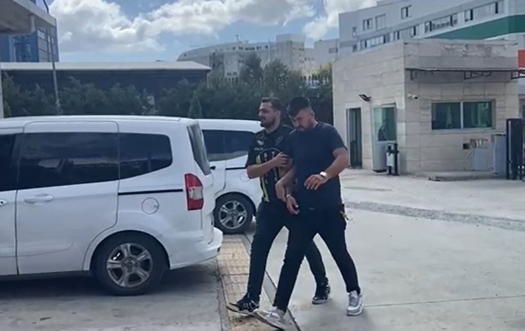 İSTANBUL ESENYURT’TA DRİFT CADDE DE DRİF ATAN SÜRÜCÜYE VE ARAÇ