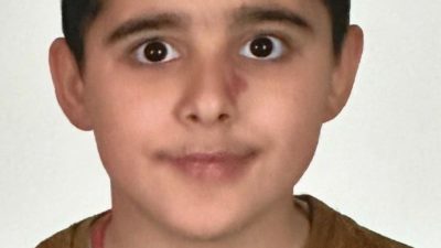 ÇANAKKALE’NİN EZİNE İLÇESİNDE 12 YAŞINDAKİ ÇOCUK ÇIKTIĞI EVİNE BİR DAHA