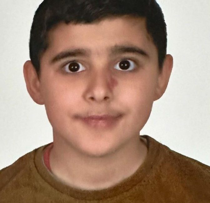 ÇANAKKALE’NİN EZİNE İLÇESİNDE 12 YAŞINDAKİ ÇOCUK ÇIKTIĞI EVİNE BİR DAHA