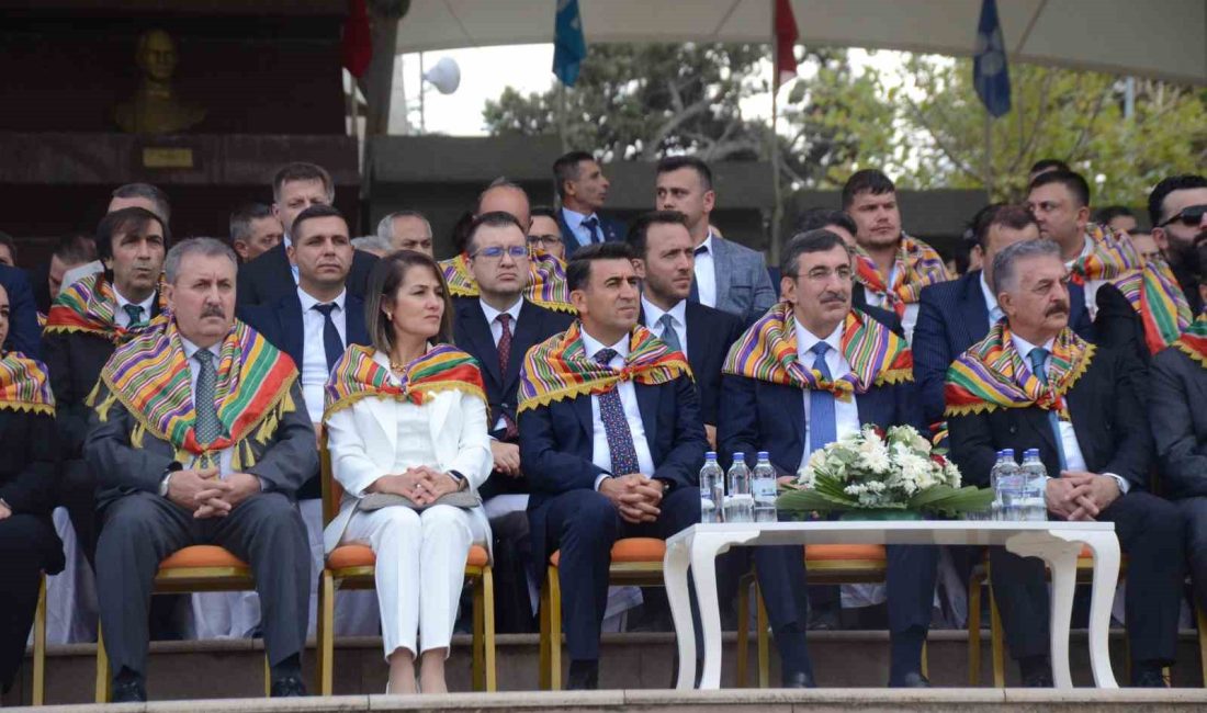 BİLECİK'TE 743. ERTUĞRUL GAZİ'Yİ ANMA VE YÖRÜK ŞENLİKLERİ'NE CUMHURİYET HALK