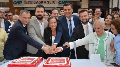 CHP MANİSA İL BAŞKANLIĞI TARAFINDAN PARTİNİN 101. KURULUŞ YIL DÖNÜMÜ