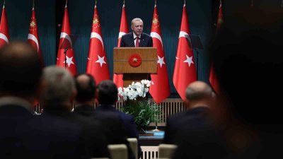 CUMHURBAŞKANI RECEP TAYYİP ERDOĞAN, CUMHURBAŞKANLIĞI KÜLLİYESİ'NDE YAKLAŞIK 3 BUÇUK SAAT