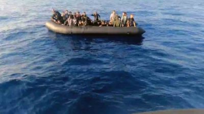 MUĞLA’NIN DATÇA İLÇESİNDE LASTİK BOT İLE YASA DIŞI YOLLARDAN YURT