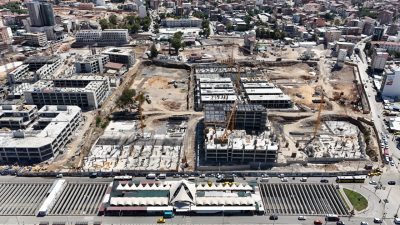 DEPREM BÖLGESİ MALATYA'DA, İNŞASI DEVAM YENİ ÇARŞI PROJESİNİN 28 BLOĞUNDA