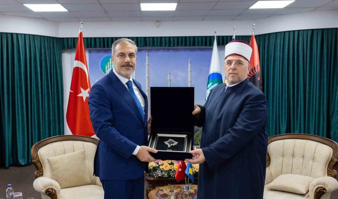 DIŞİŞLERİ BAKANI FİDAN’DAN KOSOVA İSLAM BİRLİĞİ’NE ZİYARET