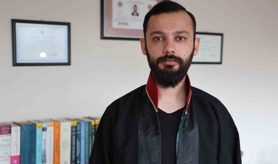 ADLİ BİLİŞİM UZMANI AVUKAT EMRE AKMAN, "DOLANDIRICILAR ÖĞRENCİLERE BURS VERME