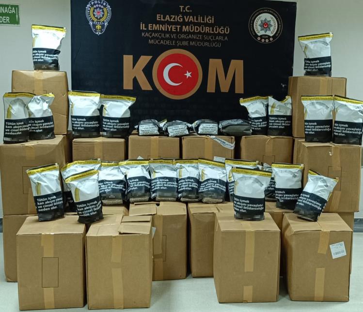 ELAZIĞ’DA POLİS EKİPLERİNCE DÜZENLENEN UYGULAMALARDA, 405 KİLOGRAM GEÇERSİZ BANDROLLÜ KIYILMIŞ