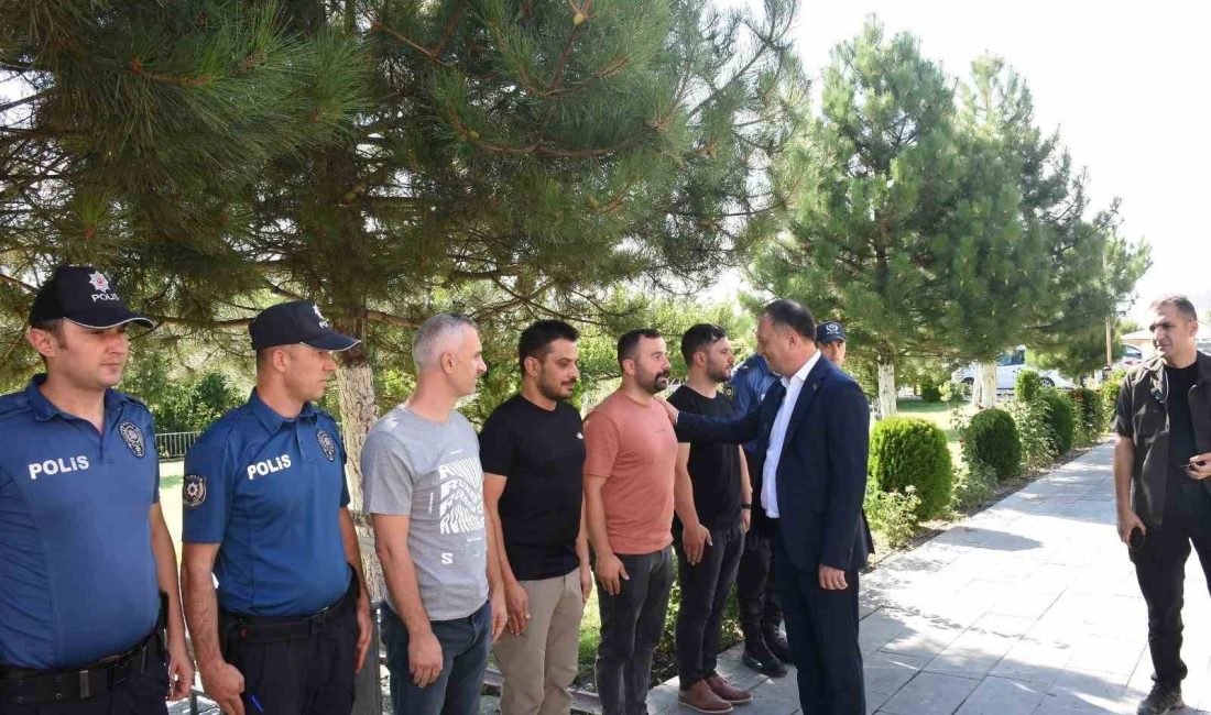 EMNİYET MÜDÜRÜ BAYBABA ÜZÜMLÜ İLÇE EMNİYET AMİRLİĞİ’Nİ DENETLEDİ