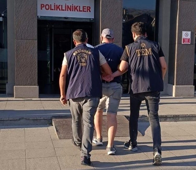 ERZİNCAN’DA TERÖR ÖRGÜTÜ PROPAGANDASI YAPAN 2 KİŞİ YAKALANDI