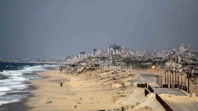 İSRAİL'İN GAZZE ŞERİDİ'NE YÖNELİK SALDIRILARINDA HAYATINI KAYBEDENLERİN SAYISI 40 BİN