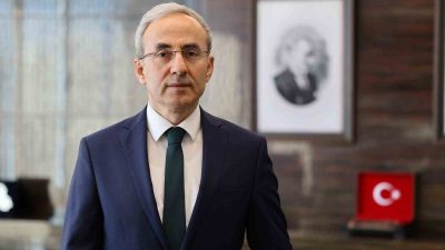 GİBTÜ'DEN CAMBRİDGE ÜNİVERSİTESİ'NDE BİLİM TARİHİ VE FELSEFESİ SEMPOZYUMU