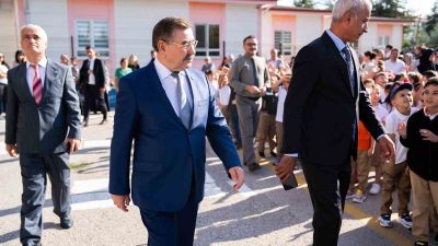 GÖLBAŞI BELEDİYE BAŞKANI YAKUP ODABAŞI, 2024-2025 EĞİTİM-ÖĞRETİM YILININ İLK GÜNÜNDE