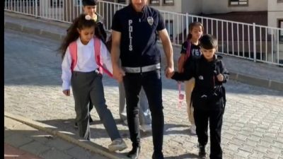 HAKKARİ İL EMNİYET MÜDÜRLÜĞÜ TARAFINDAN YAPILAN ÇALIŞMALARDA, ÇOCUK VE GENÇLERİN