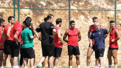 TRENDYOL SÜPER LİG TAKIMLARINDAN HATAYSPOR, DEPLASMANDA OYNAYACAKLARI ALANYASPOR MAÇI HAZIRLARINI