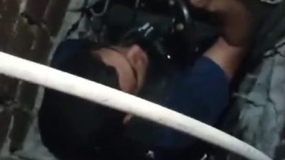 HAVALANDIRMA BOŞLUĞUNA DÜŞEN KEDİ KURTARILDI