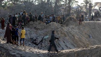 İSRAİL ORDUSUNUN GAZZE ŞERİDİ'NDE GÜVENLİ BÖLGE İLAN ETTİĞİ, YERİNDEN EDİLEN