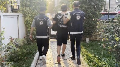 DÜZENSİZ GÖÇMENLERİ YASA DIŞI YOLLARLA DENİZ YOLUYLA YUNANİSTAN VE İTALYA