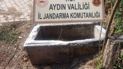 AYDIN (İHA) – AYDIN’IN KARACASU İLÇESİNDE BİR ŞAHSA AİT EVİN