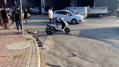 ANTALYA’NIN MANAVGAT İLÇESİNDE ÖNCE OTOMOBİLE ARDINDAN MOTOSİKLETE SON OLARAK DA