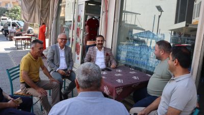 AYDIN'IN KOÇARLI İLÇESİNDE KAYMAKAM RAMAZAN TAŞKIN İLÇE ESNAFIYLA BİR ARAYA