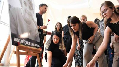 KONYAALTI BELEDİYESİ DİYARBAKIR’DA ÖLÜ BULUNAN 8 YAŞINDAKİ NARİN İÇİN ANMA