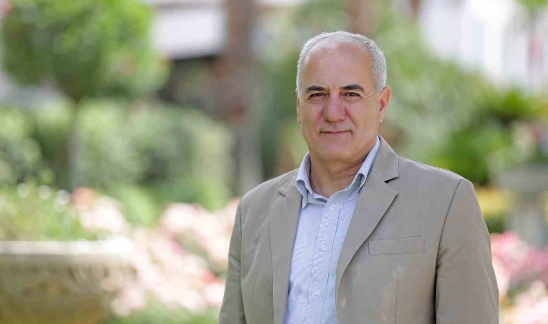 YAŞAR ÜNİVERSİTESİ TURİZM REHBERLİĞİ BÖLÜMÜ BAŞKAN VEKİLİ PROF. DR. ORHAN