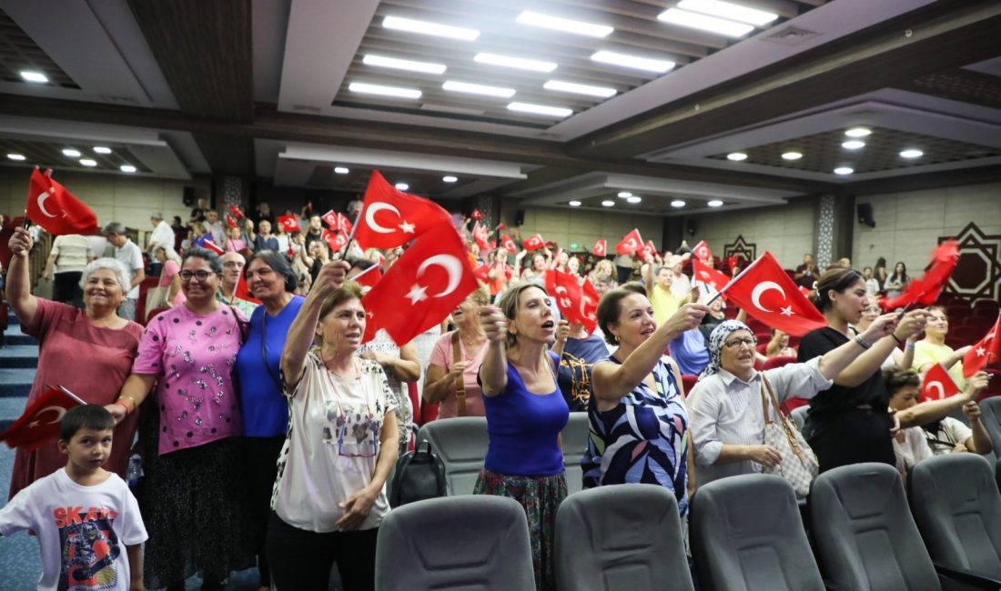 YUNUSEMRE BELEDİYESİ’NİN KATKILARIYLA YUNUS EMRE MİLLET ÇARŞISI’NDA “KURTULUŞUN KADINLARI” İSİMLİ