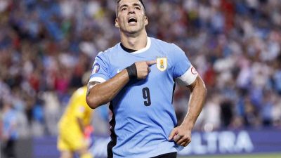 URUGUAYLI FUTBOLCU OYUNCU LUİS SUAREZ, PARAGUAY İLE OYNADIKLARI KARŞILAŞMANIN ARDINDAN