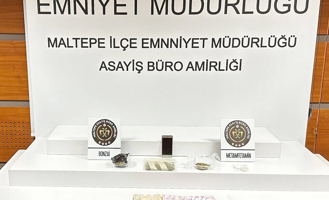 MALTEPE’DE UYUŞTURUCU MADDE TİCARETİ YAPILDIĞI BELİRLENEN ADRESE OPERASYON DÜZENLENDİ. OPERASYONDA