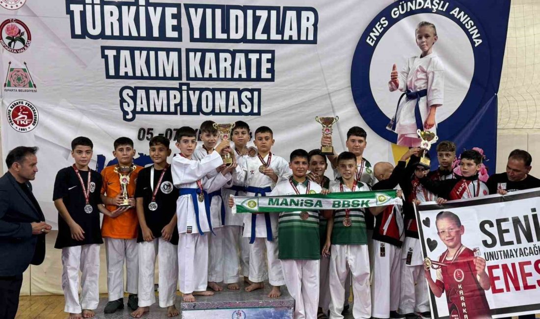 MANİSA BBSK KARATE BRANŞINDA BAŞARIDAN BAŞARIYA KOŞUYOR. ISPARTA'DA DÜZENLENEN TÜRKİYE