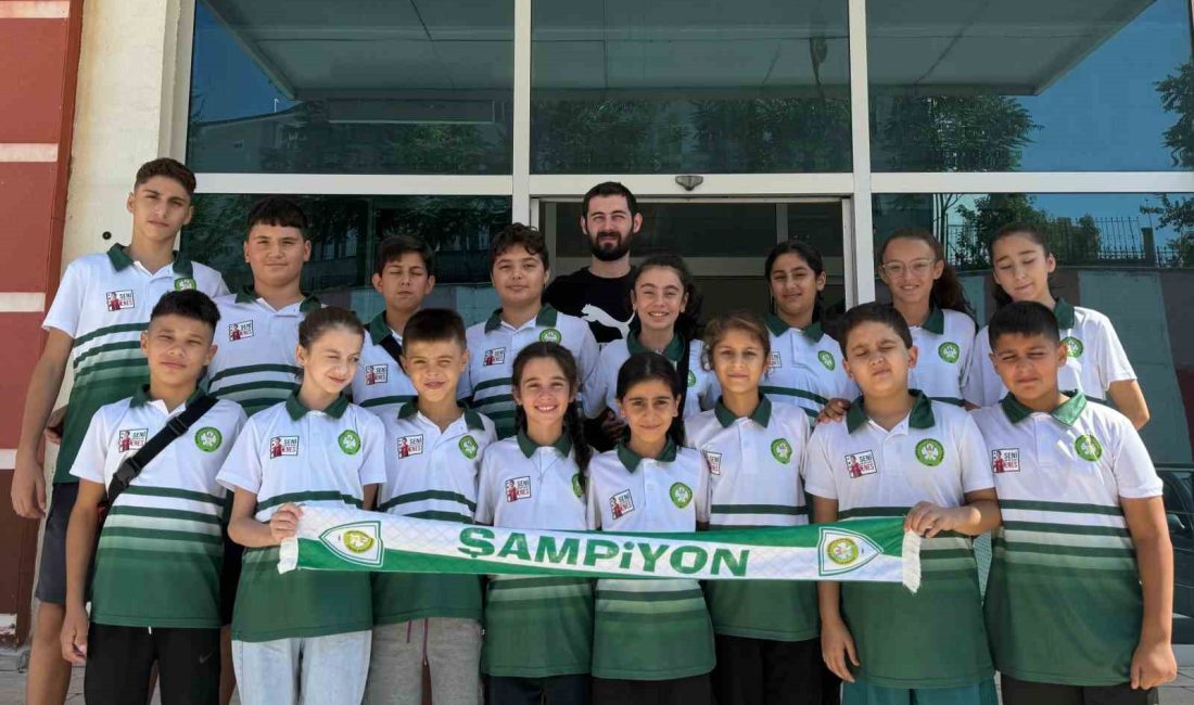 MANİSA BÜYÜKŞEHİR BELEDİYESPOR KARATE TAKIMI ISPARTA'DA DÜZENLENEN TÜRKİYE YILDIZLAR TAKIM