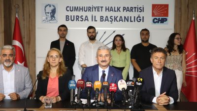 Cumhuriyet Halk Partisi de eğitimde yaşanan sorunlara ilişkin eş zamanlı