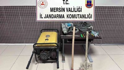 MERSİN'DE DEFİNE BULMAK AMACIYLA KAÇAK KAZI YAPTIĞI BELİRLENEN 5 ŞÜPHELİ