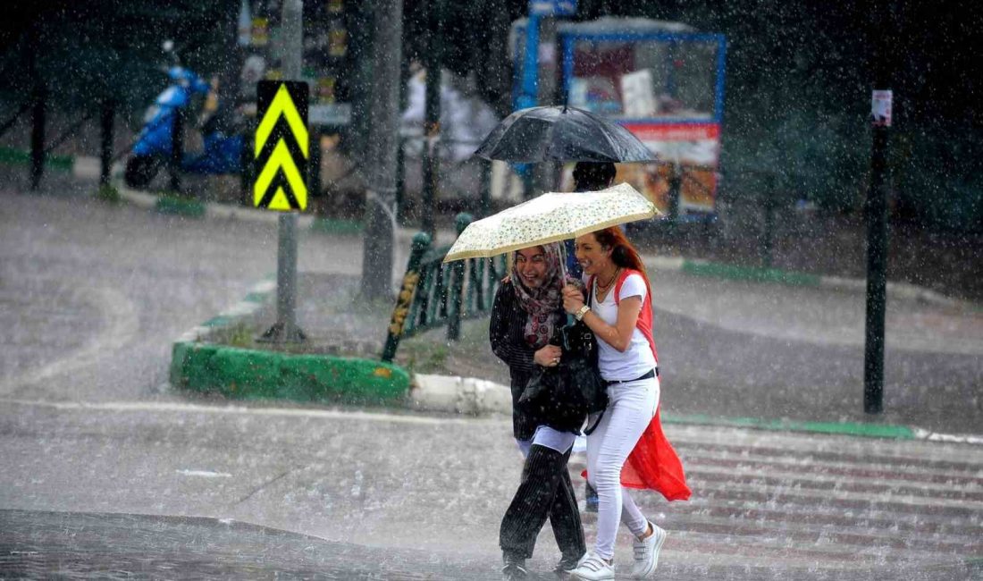 METEOROLOJİDEN ERZİNCAN İÇİN GÖK GÜRÜLTÜLÜ KUVVETLİ SAĞANAK YAĞIŞ UYARISINDA BULUNULDU.