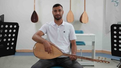 MÜZİK TUTKUSU OLAN HEMOFİLİ HASTASI GENÇ KONSERVATUARI KAZANDI