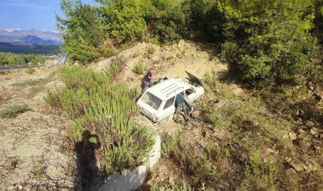ANTALYA-KONYA D-687 KARAYOLU ÇARDAK MAHALLESİNDE OTOMOBİLİN ŞARAMPOLE YUVARLANMASI SONUCU AĞIR