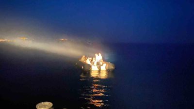 2'Sİ ÇOCUK 21 KAÇAK GÖÇMEN, YUNAN UNSURLARI TARAFINDAN TÜRK KARA