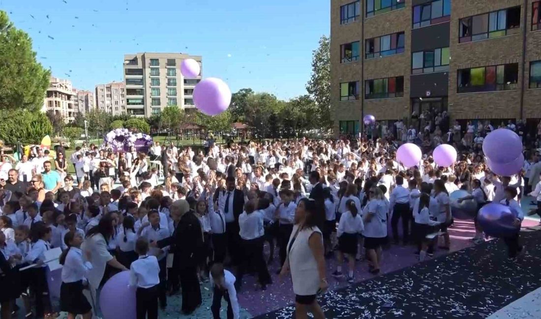 ŞAHİNKAYA KOLEJİ’NDE YAZ TATİLİNİN ARDINDAN ÖĞRENCİLERİN NEŞELİ SESLERİYLE YENİ EĞİTİM-ÖĞRETİM