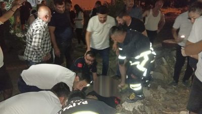 HATAY’DA NARENCİYE BAHÇESİNE UÇAN OTOMOBİLİN SÜRÜCÜSÜ YARALANDI.