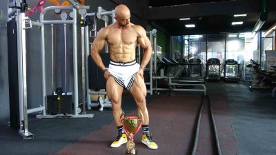 MERSİN'DE GÖREVLİ 39 YAŞINDAKİ POLİS MEMURU ORHAN AYTEN, TÜRKİYE VÜCUT