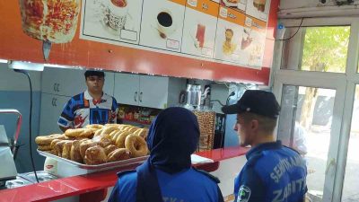 ŞEHİTKAMİL ZABITA EKİPLERİNDEN OKUL ÇEVRESİNDE KAPSAMLI DENETİM